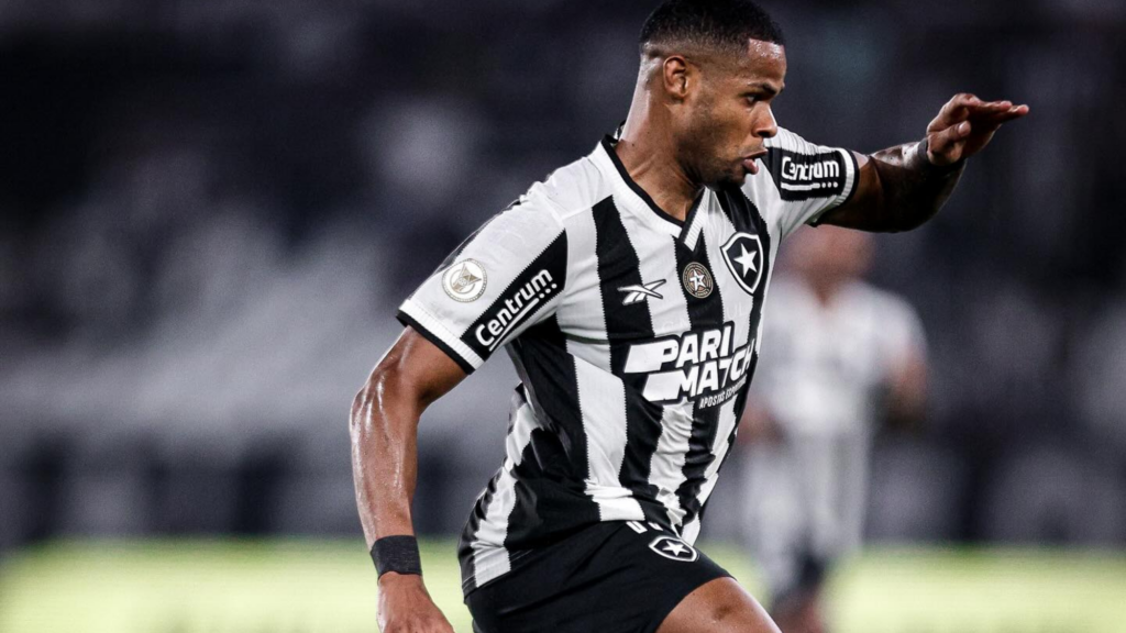 Atlético-MG e Botafogo se aproximam de acerto por Júnior Santos