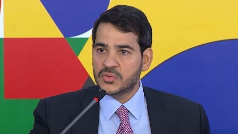 Oposição avalia que voto secreto favorece Jorge Messias no Senado