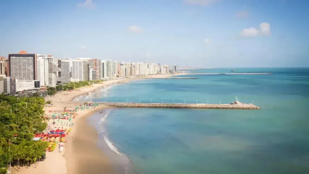 Semana em Fortaleza será predominantemente chuvosa: Prepare-se!