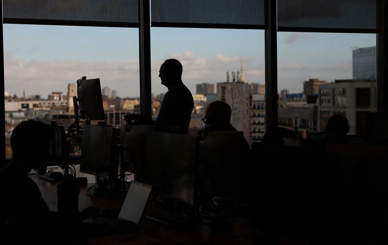 Ganhos de produtividade com IA e suas implicações econômicas